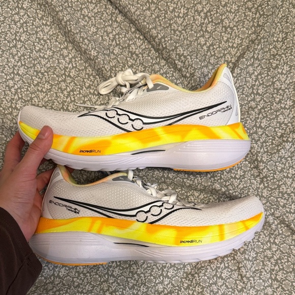 Endorphin Trainer Road-Running Shoes, negotiate price - Picture 3 of 7